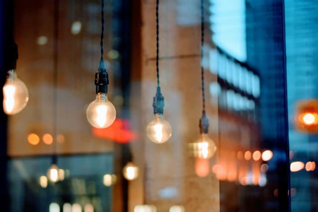  Întreruperi de curent în București, Ilfov și Giurgiu (13-16 mai) – Lista străzilor afectate de Rețele Electrice România