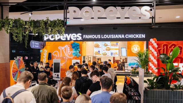  Restaurantul Popeyes Debutează în București Mall, Sun Plaza - Toate Detaliile Aici!