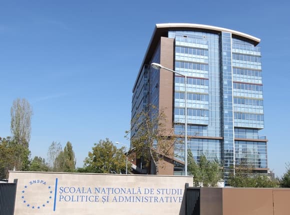  Programe de Masterat Internațional la SNSPA cu Cursuri la București și Vatican
