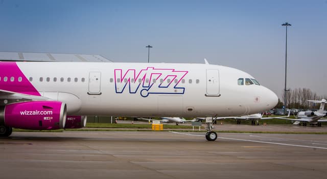Wizz Air scade tarifele la bilete cu 21% pentru toate zborurile, călătorii nelimitate incluse în promoțiile din 19-20 mai