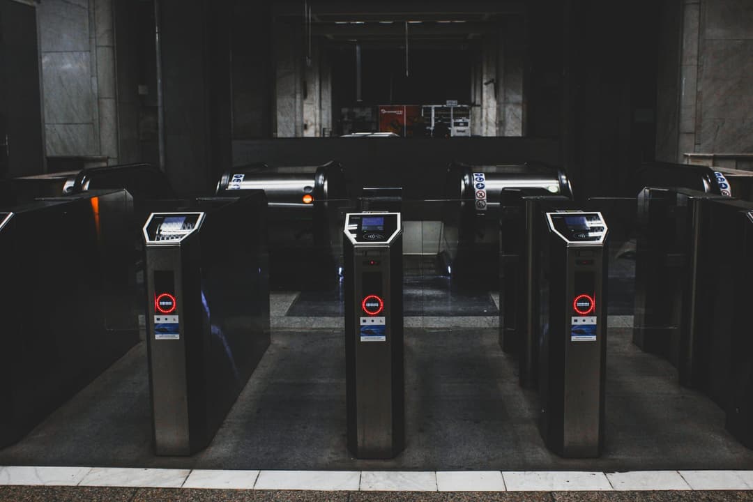 Ministrul Mediului plănuiește senzori anti-poluare în stațiile de metrou - Parteneriat cu Ministerul Transporturilor în discuție
