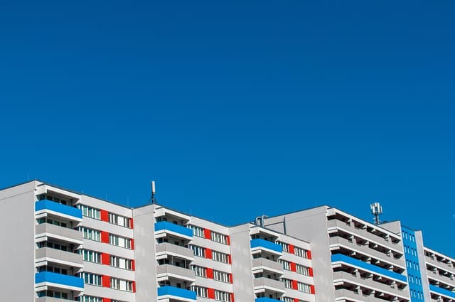  Analiza pieței imobiliare și prețurile garsonierelor decomandate