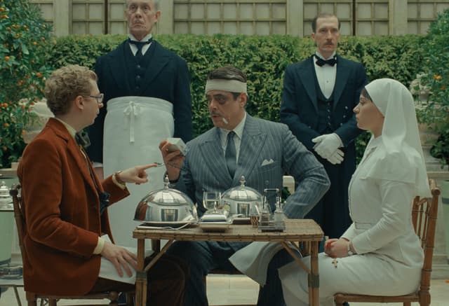 Biletele pentru American Independent Film Festival #9, disponibile! Nu ratați premiera The Phoenician Scheme și evenimentele speciale în București, Bran, Timișoara și Iași!