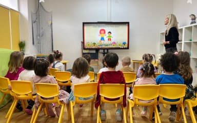  Experiențe Educaționale și Recreative pentru Elevii și Preșcolarii din Vacanță