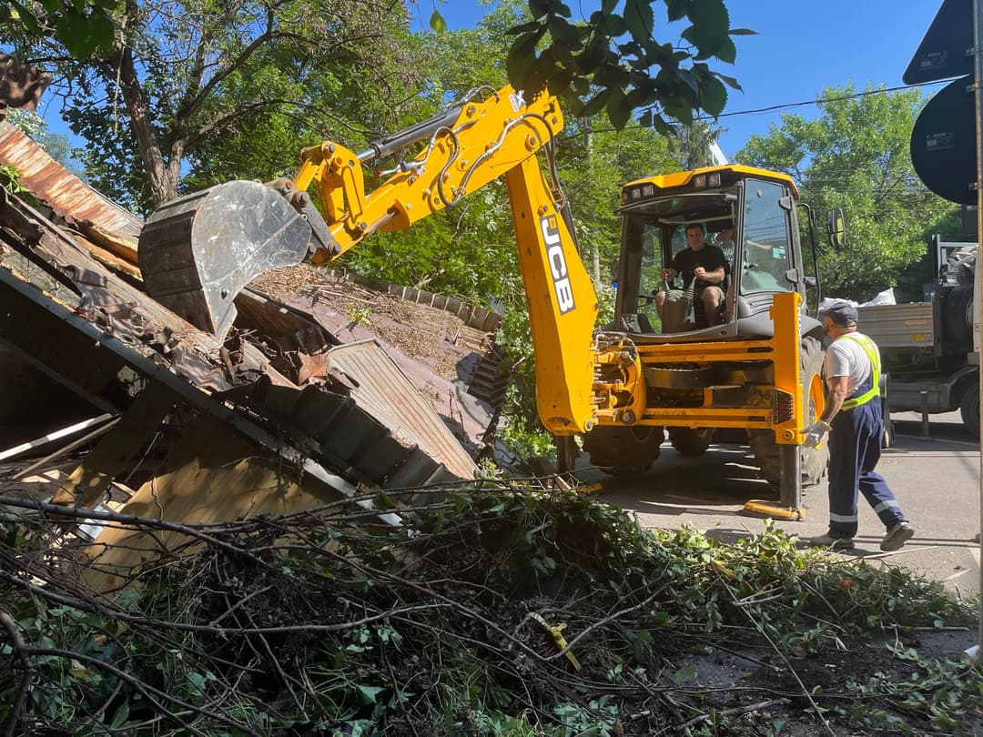 Prima Acțiune de Demolare pe Strada Neagoe Vodă, Cartierul Aviației