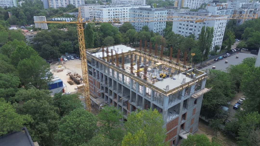 Avansarea Lucrărilor de Reconstrucție la Școala Voievod Neagoe Basarab Promite un Viitor Sigur pentru Elevi și Profesori