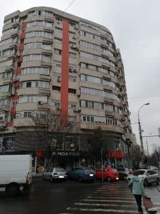 Scutiri de Cheltuieli pentru Deținătorii Spațiilor Comerciale la Parter? Află ce Prevede Noua Modificare a Legii 196/2018!