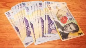 Opoziţie fermă faţă de ordonanţele de urgenţă pentru personalul finanţat public