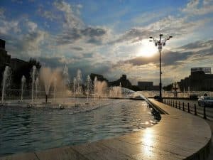  Weekend Cu Soare și Temperaturi Neobișnuit de Ridicate: Prognoza Meteo Anunță O Vreme Deosebit De Caldă
