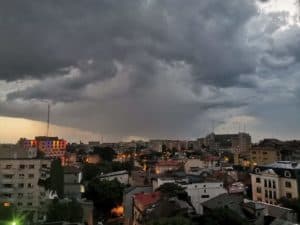  Cod Galben de Instabilitate Atmosferică până la ora 23:00 în mai multe județe!