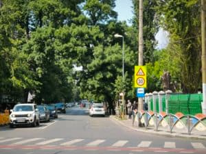 Limită de viteză de 30 km/h impusă pe arterele centrale ale Bucureștiului! Descoperă străzile afectate!