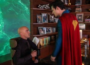 De Astăzi, Eroul din Krypton Se Descoperă în Cinematografele din Întreaga Țară!