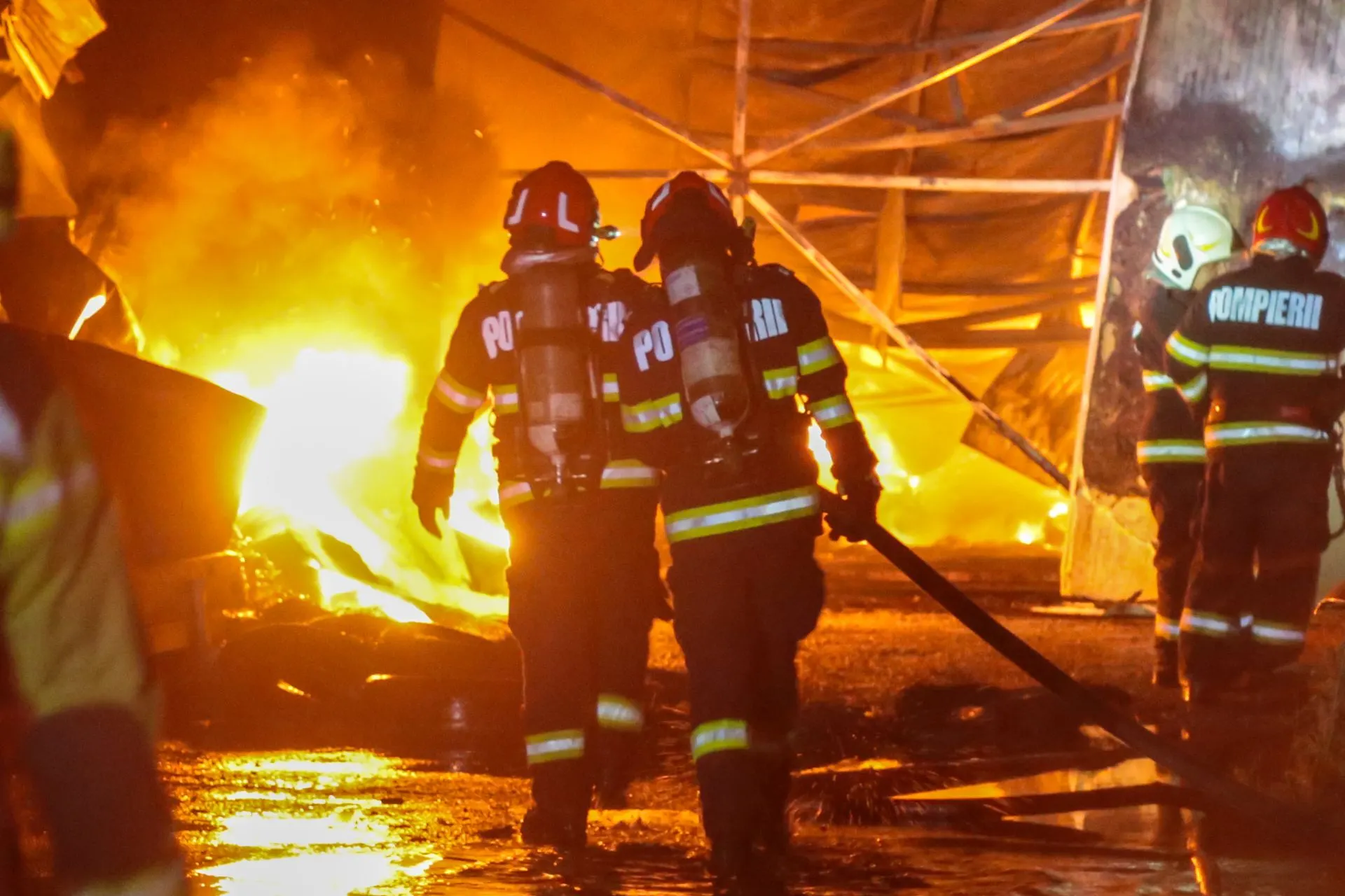București-Ilfov: 356 de urgențe ISU în 22–23 octombrie, inclusiv accident pe Iuliu Maniu