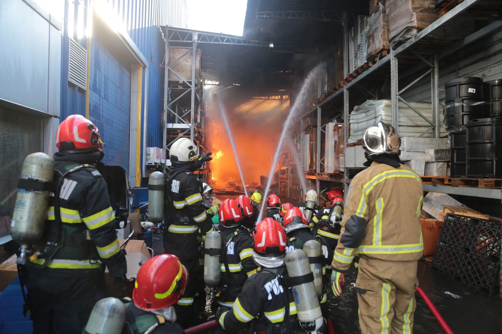 Incendiu la etajul 8 pe Izvorul Rece, în Sectorul 4