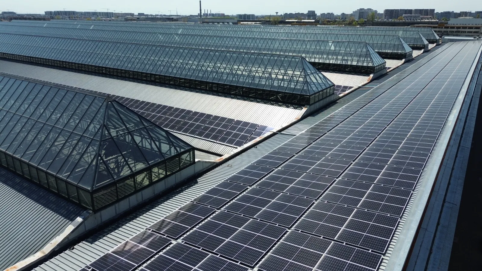 Parc fotovoltaic de 5 MW pe Hala Laminor, în Sectorul 3